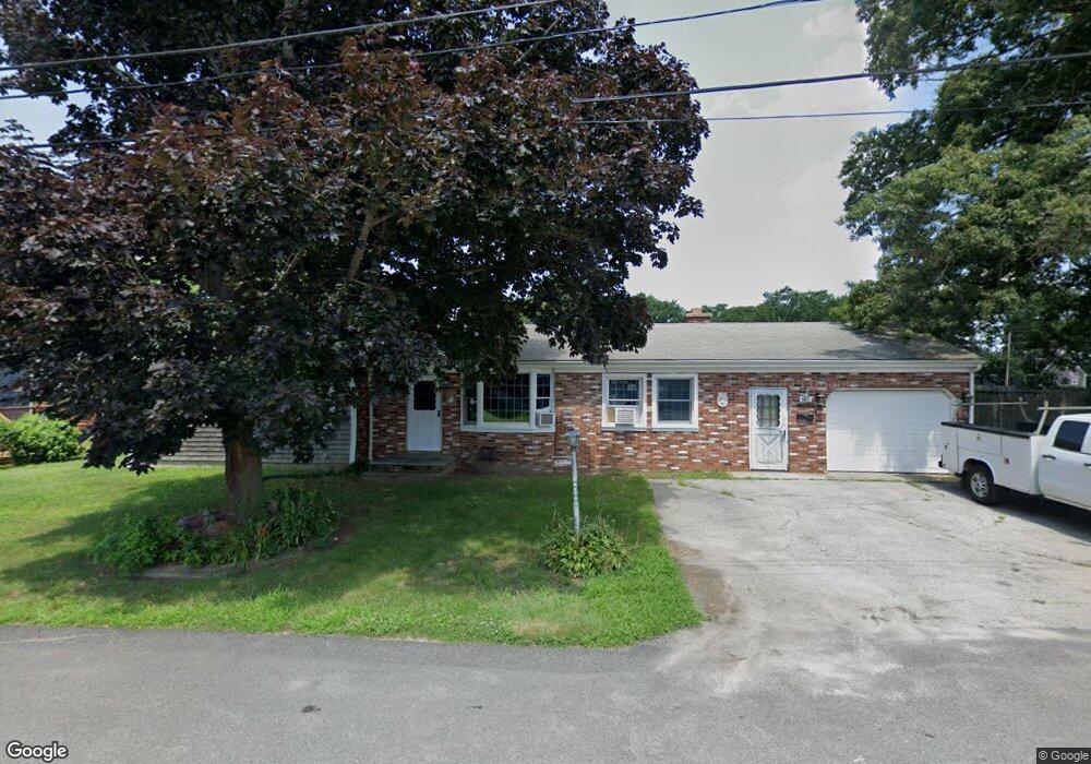 150 E Bourne Ave, Tiverton, RI 02878 - photo 1