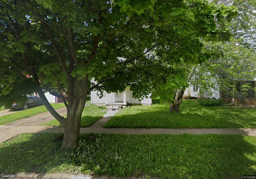 1428 Downey St, Flint, MI 48503 - photo 1