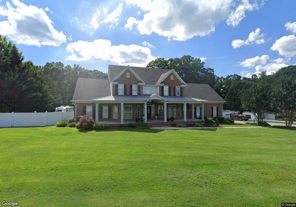 322 Regalwood Dr, Manchester, TN 37355 - photo 1