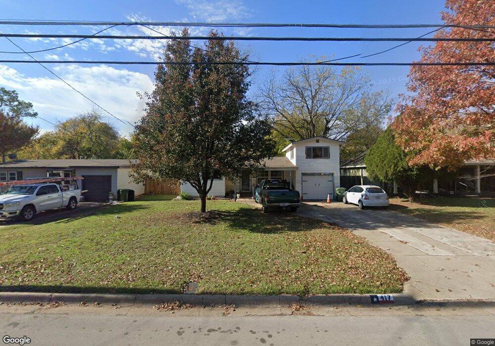 417 Hurstview Dr, Hurst, TX 76053 - photo 1