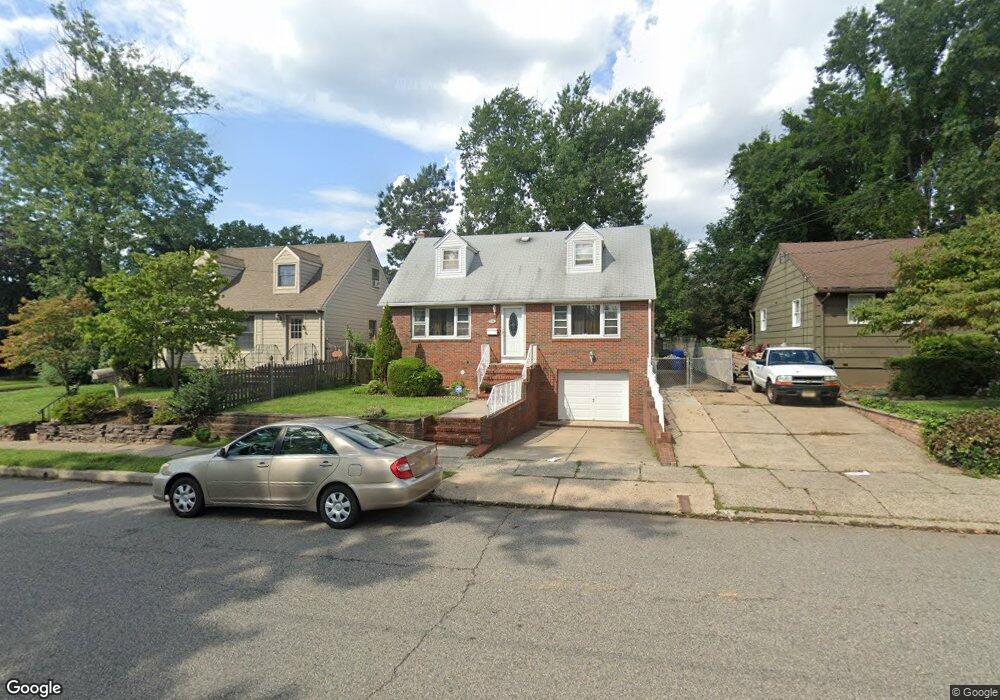 256 W Prospect Ave, Woodbridge, NJ 07095 - photo 1
