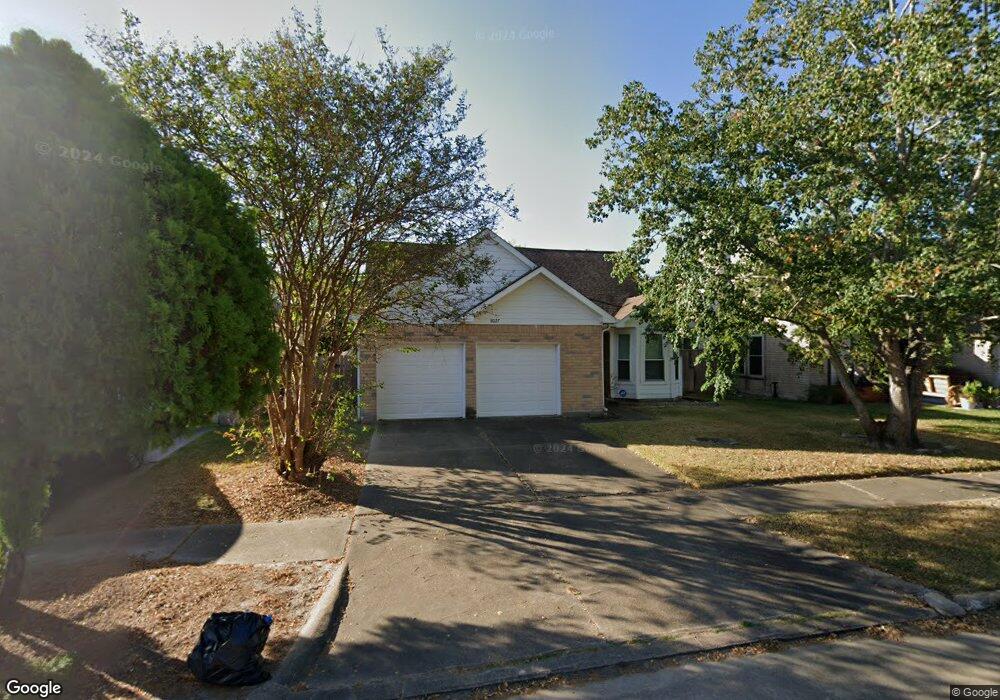 8027 Summer Trail Dr, Houston, TX 77040 - photo 1