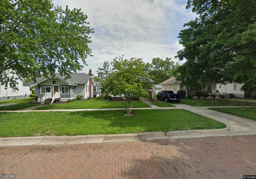 3224 Champaign Ave, Mattoon, IL 61938 - photo 1