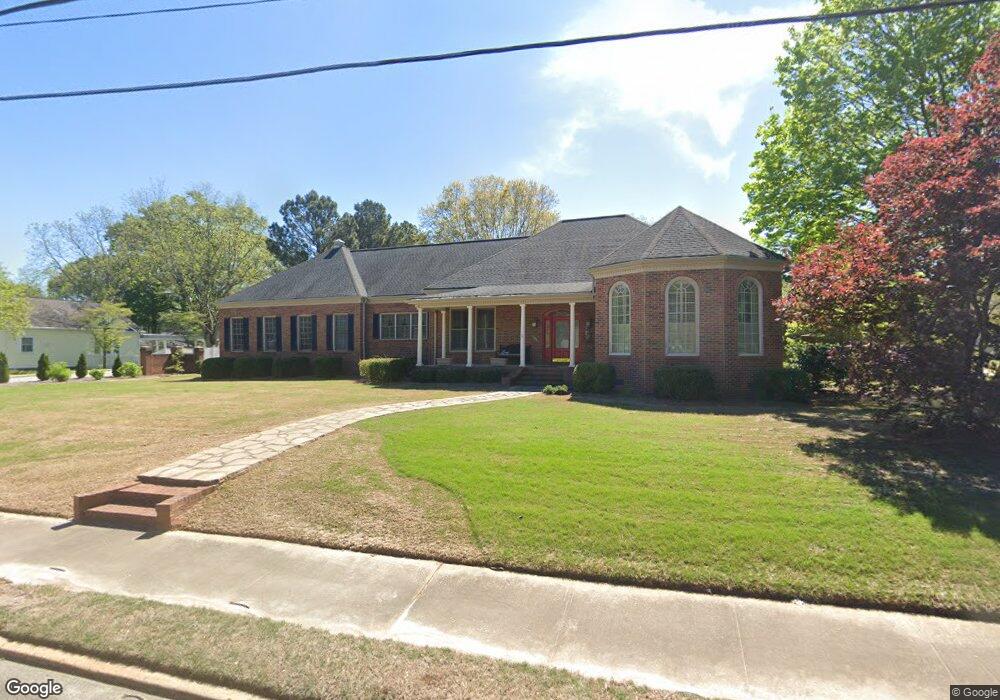 824 Thomaston St, Barnesville, GA 30204 - photo 1