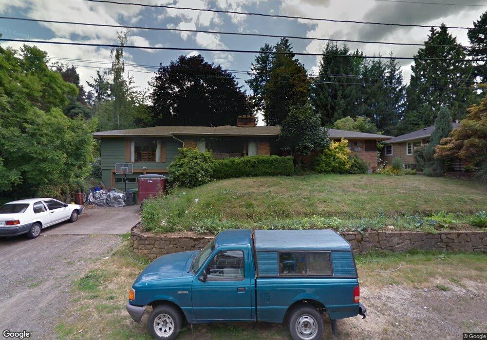 1610 Pine St, Lake Oswego, OR 97034 - photo 1