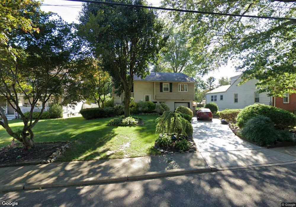 554 Sunset Ave, Maple Shade, NJ 08052 - photo 1