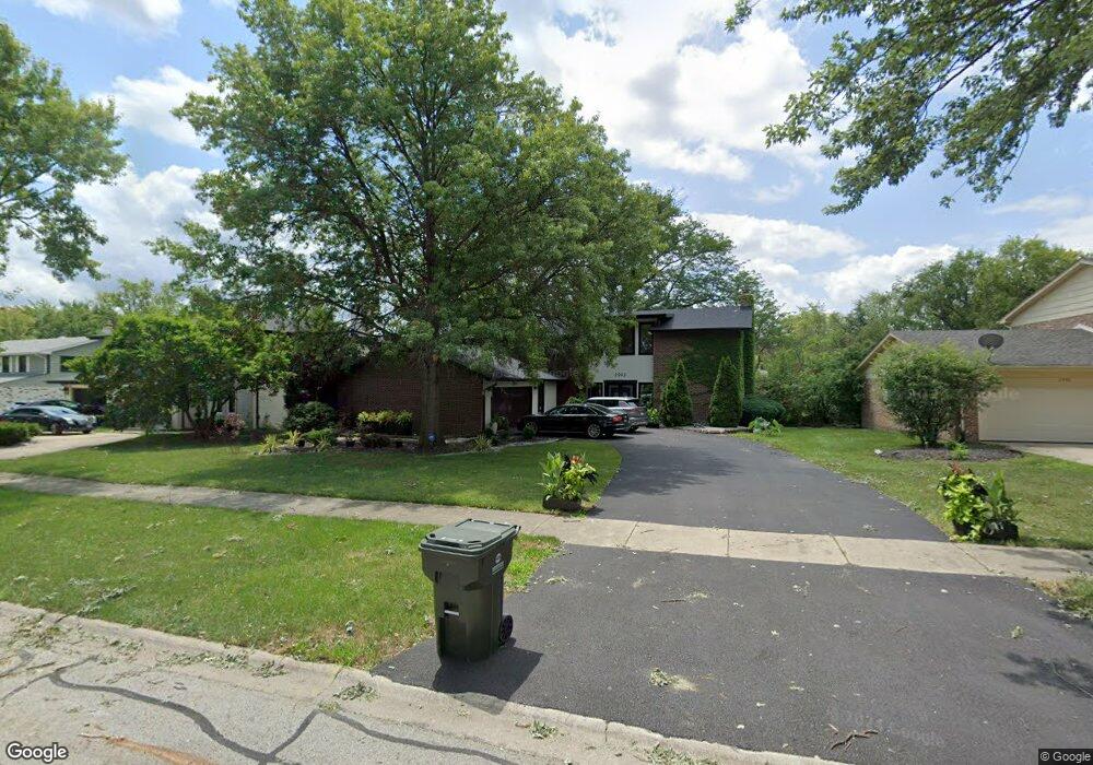 2902 Alexander Crescent, Flossmoor, IL 60422 - photo 1