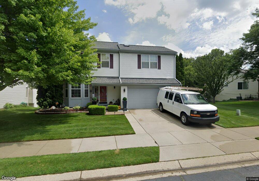 1081 Princeton Dr unit 69, Waterford, MI 48327 - photo 1