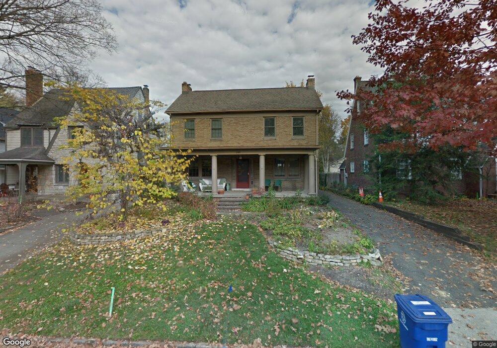 166 W Dunedin Rd, Columbus, OH 43214 - photo 1