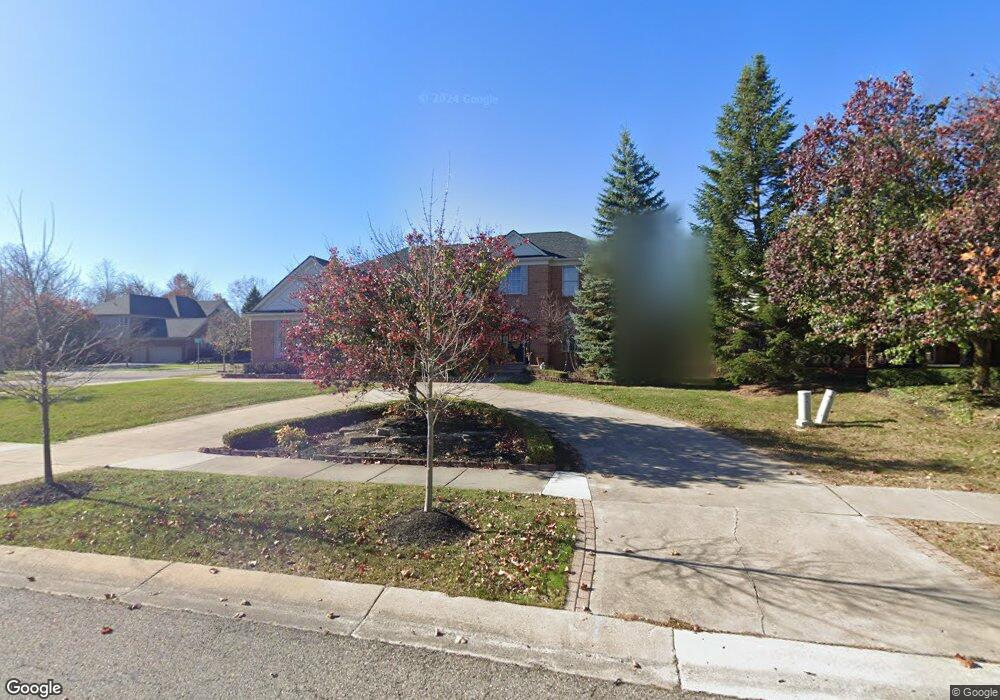 6951 Carrington Cir E, West Bloomfield, MI 48322 - photo 1