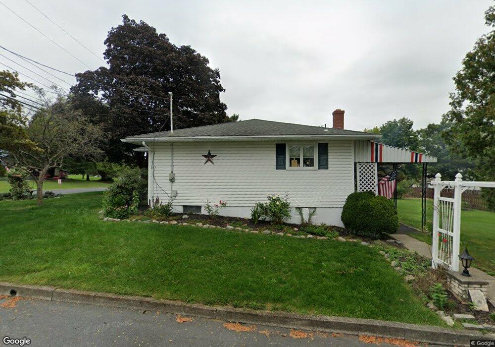 1200 Bayberry Rd, Pen Argyl, PA 18072 - photo 1
