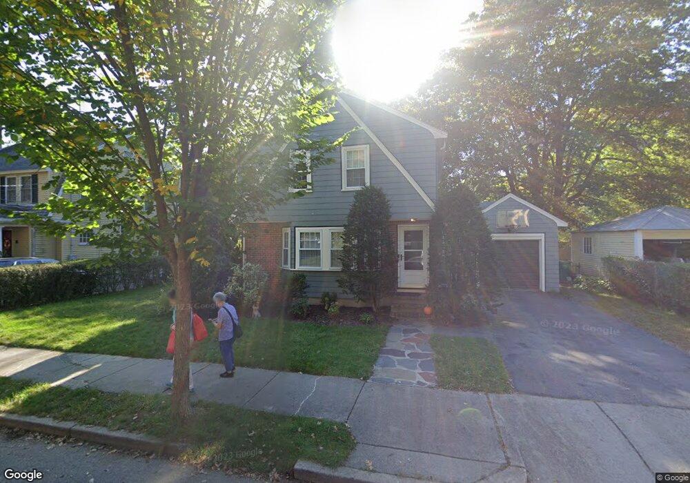 11 Bemuth Rd, Newton Highlands, MA 02461 - photo 1