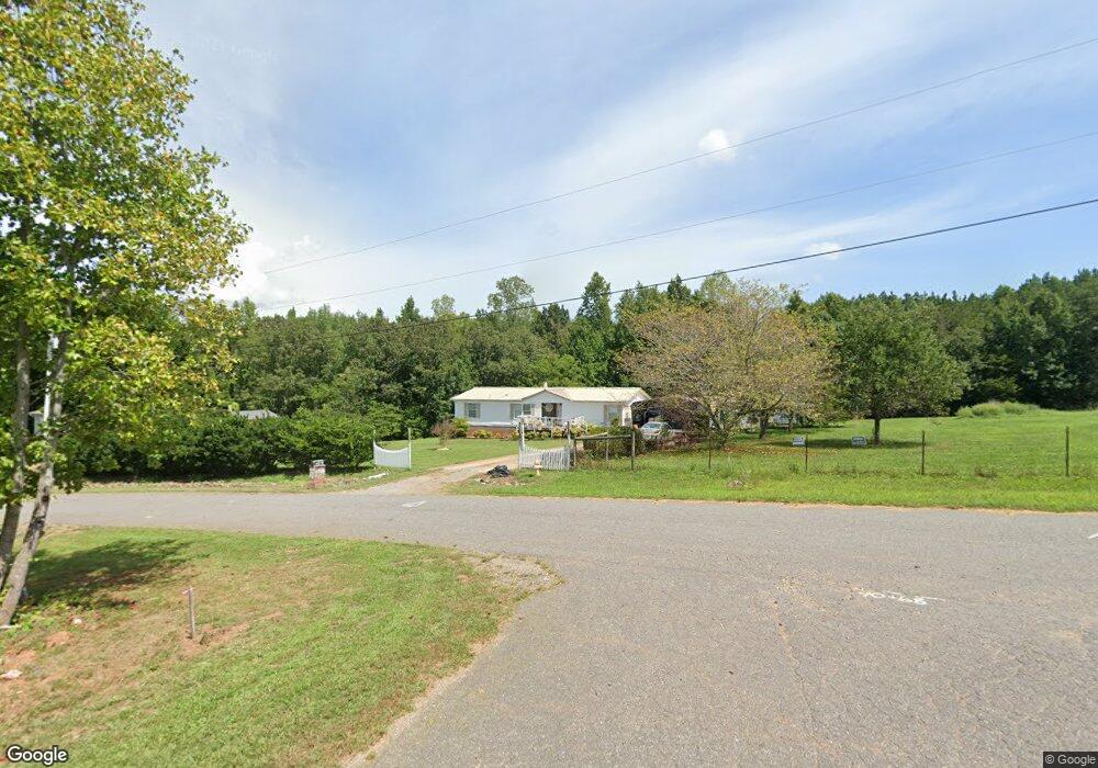 132 Forest Grove Dr, Statesville, NC 28625 - photo 1