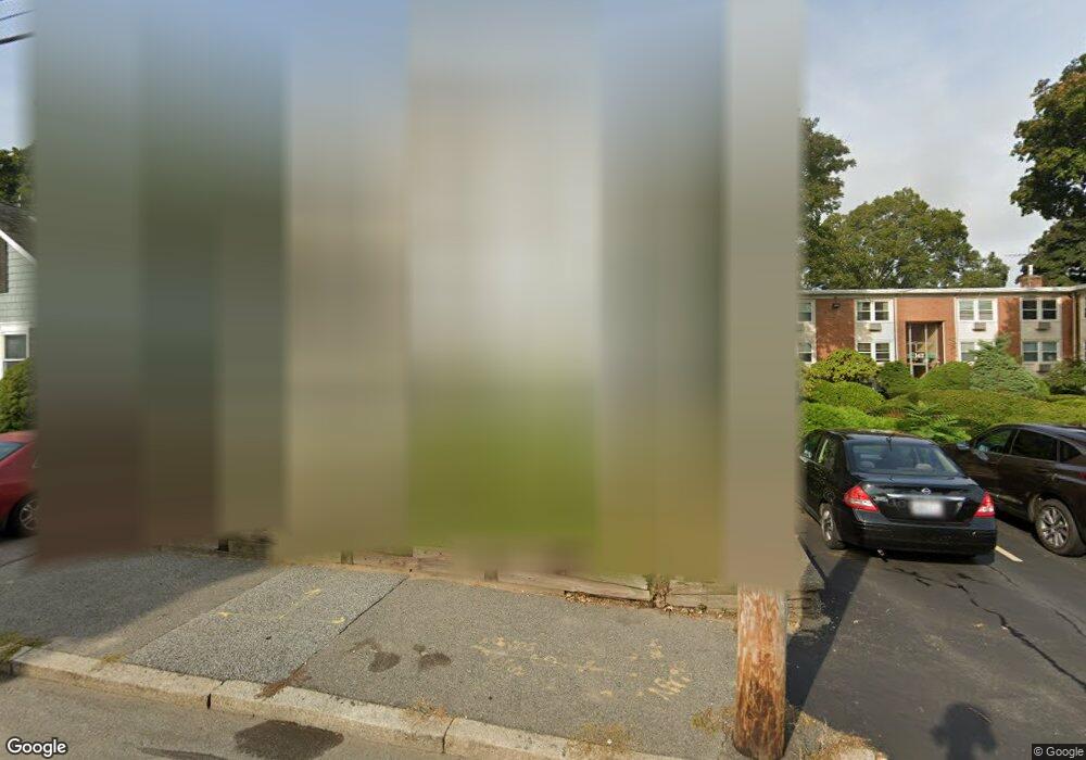 126 N Bend St, Pawtucket, RI 02860 - photo 1