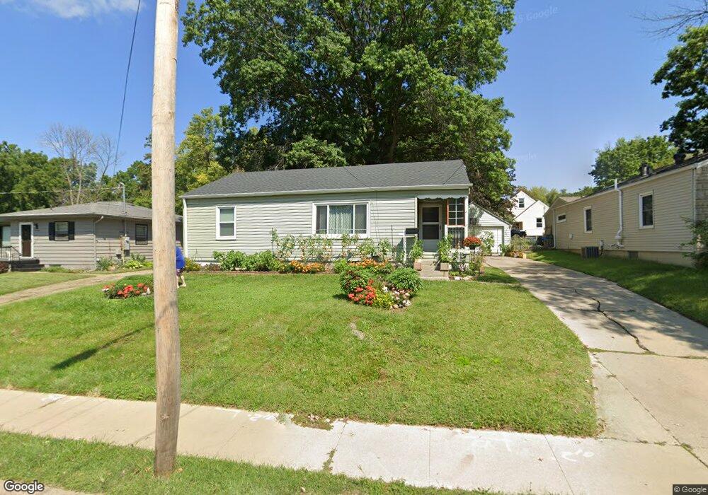 3905 Douglas Ave, Des Moines, IA 50310 - photo 1