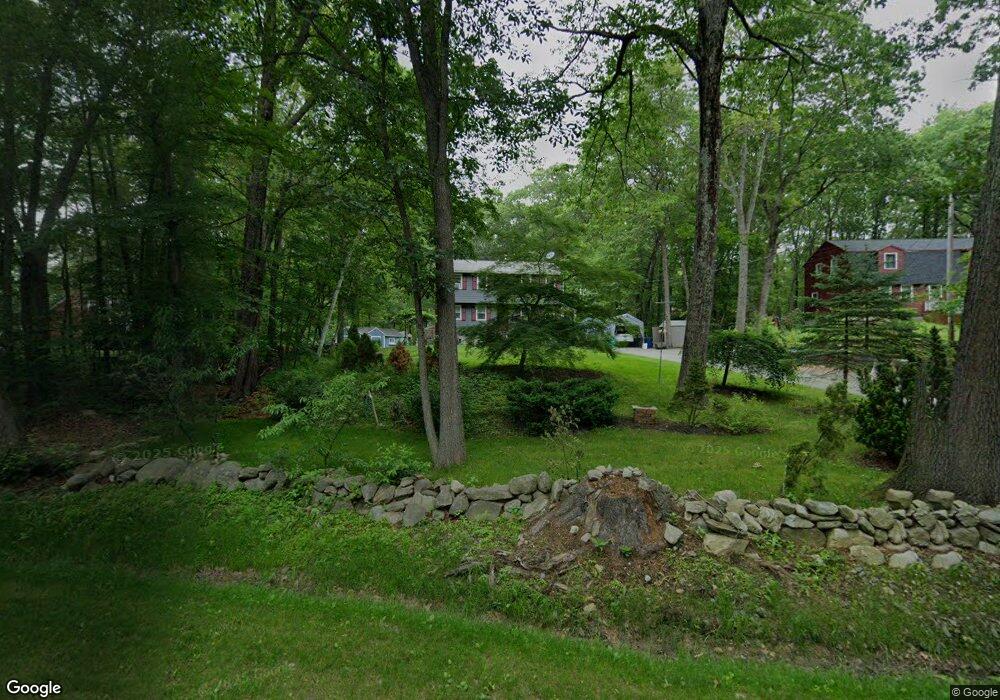 114 Scobie Pond Rd, Derry, NH 03038 - photo 1