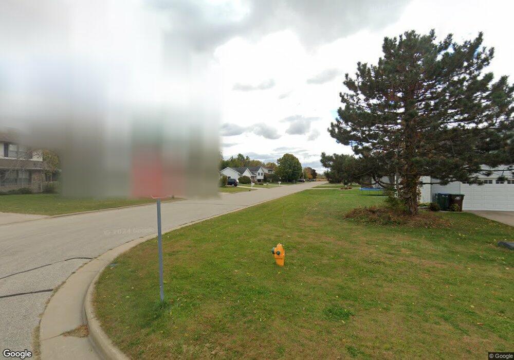 3282 N Country Run Dr, Appleton, WI 54914 - photo 1