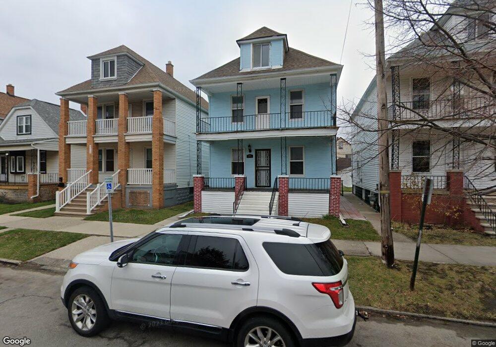 9368 Mitchell St, HamtraMcK, MI 48212 - photo 1