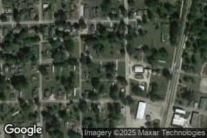 121 W Maple St, Shelburn, IN 47879