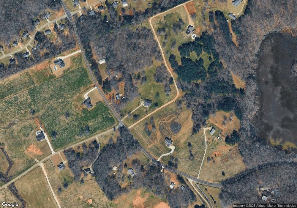 4603 S Apple Valley Rd, Commerce, GA 30529 - photo 1