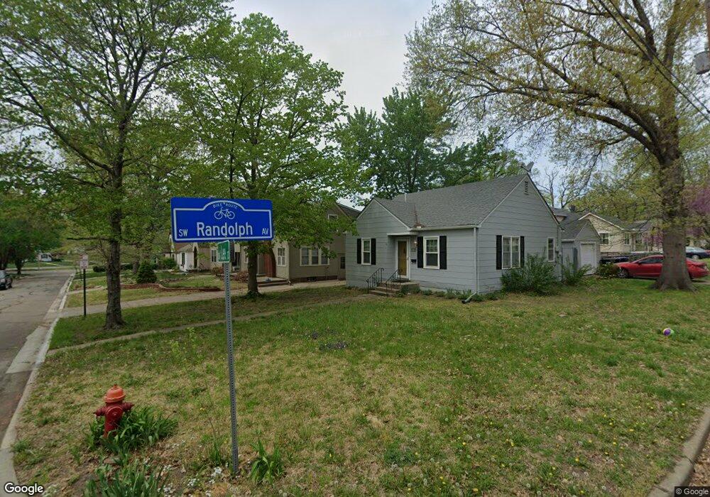 2700 SW Lee Ct, Topeka, KS 66604 - photo 1