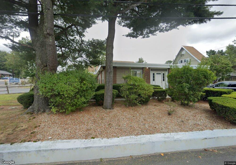 8 Quaker Dr unit 2, West Warwick, RI 02893 - photo 1