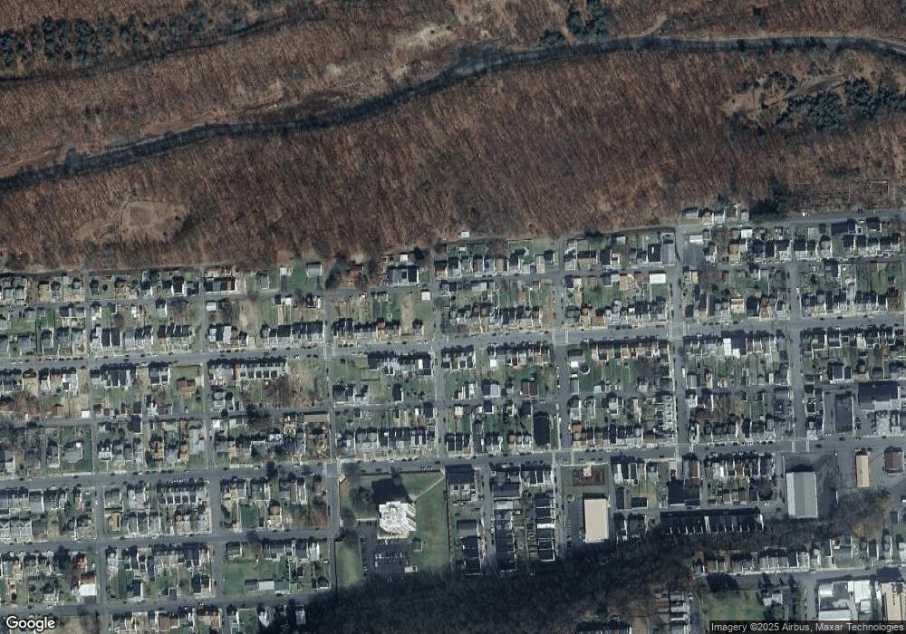 1249 W Walnut St, Coal Township, PA 17866 - photo 1