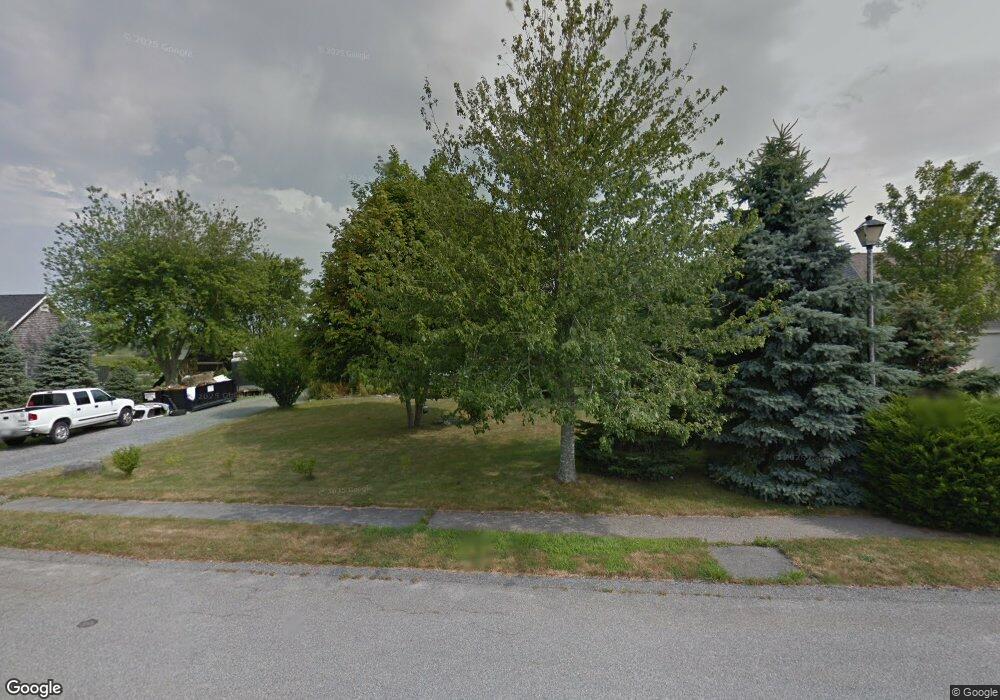 38 Beagle Dr, Middletown, RI 02842 - photo 1