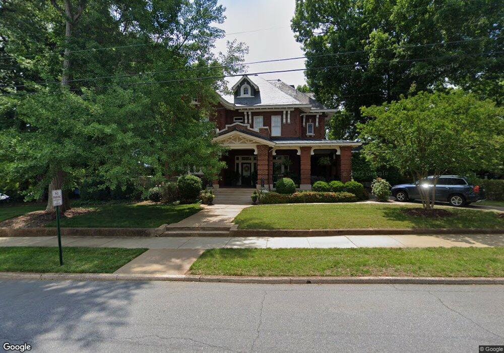 323 Walnut St, Statesville, NC 28677 - photo 1