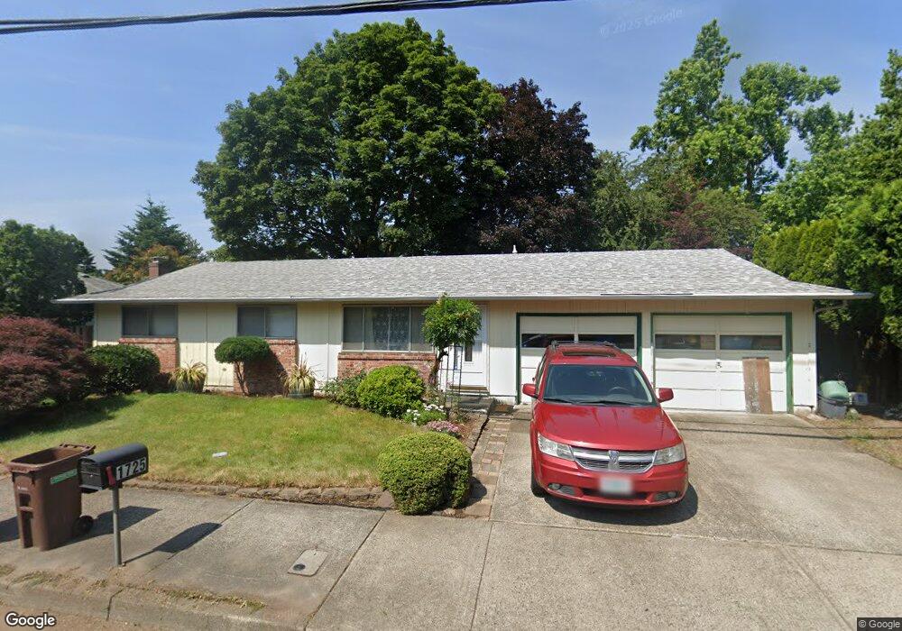 1725 NE Hogan Dr, Gresham, OR 97030 - photo 1