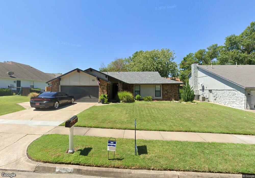 2904 S Aspen Ct, Broken Arrow, OK 74012 - photo 1