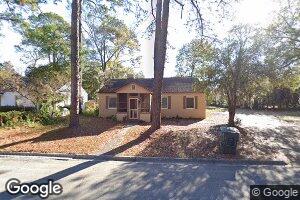 2 Oleander Ave, Savannah, GA 31404