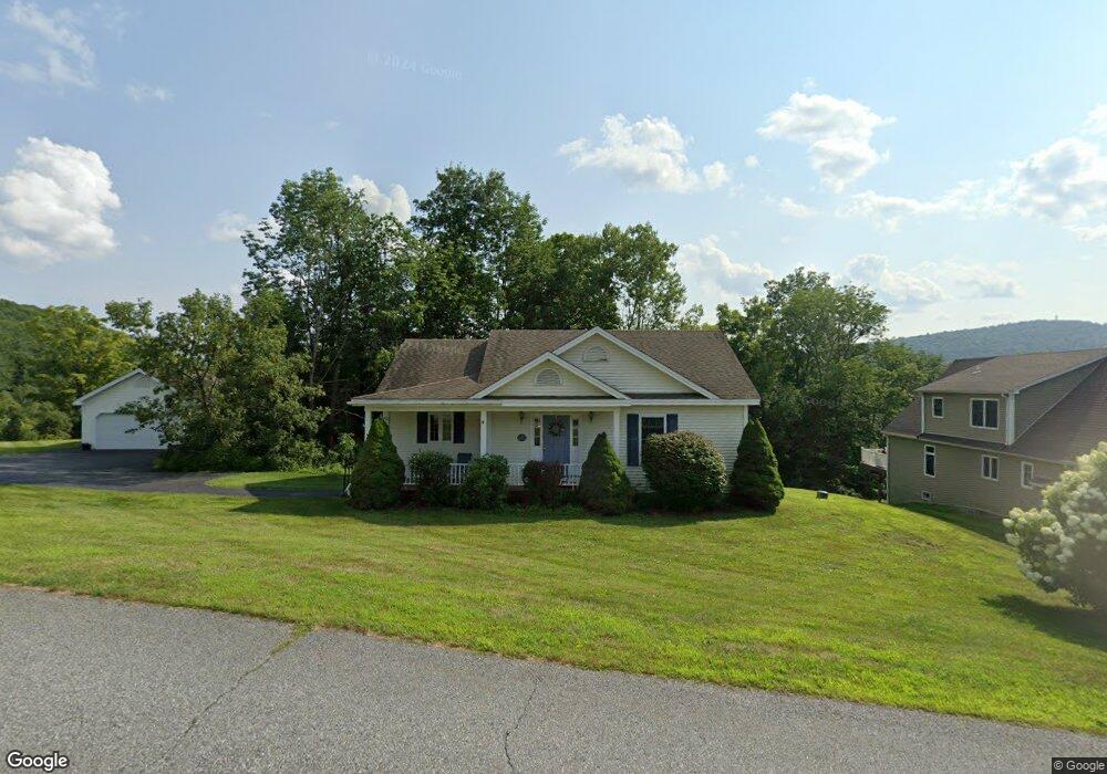 2 Ozzy Ln, White River Junction, VT 05001 - photo 1