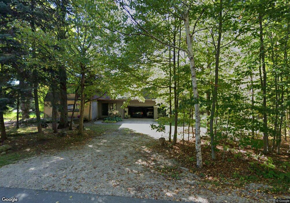 8015 Charlevoix View Dr, Charlevoix, MI 49720 - photo 1