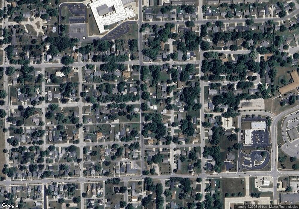 228 Eckhart Ave, Auburn, IN 46706 - photo 1