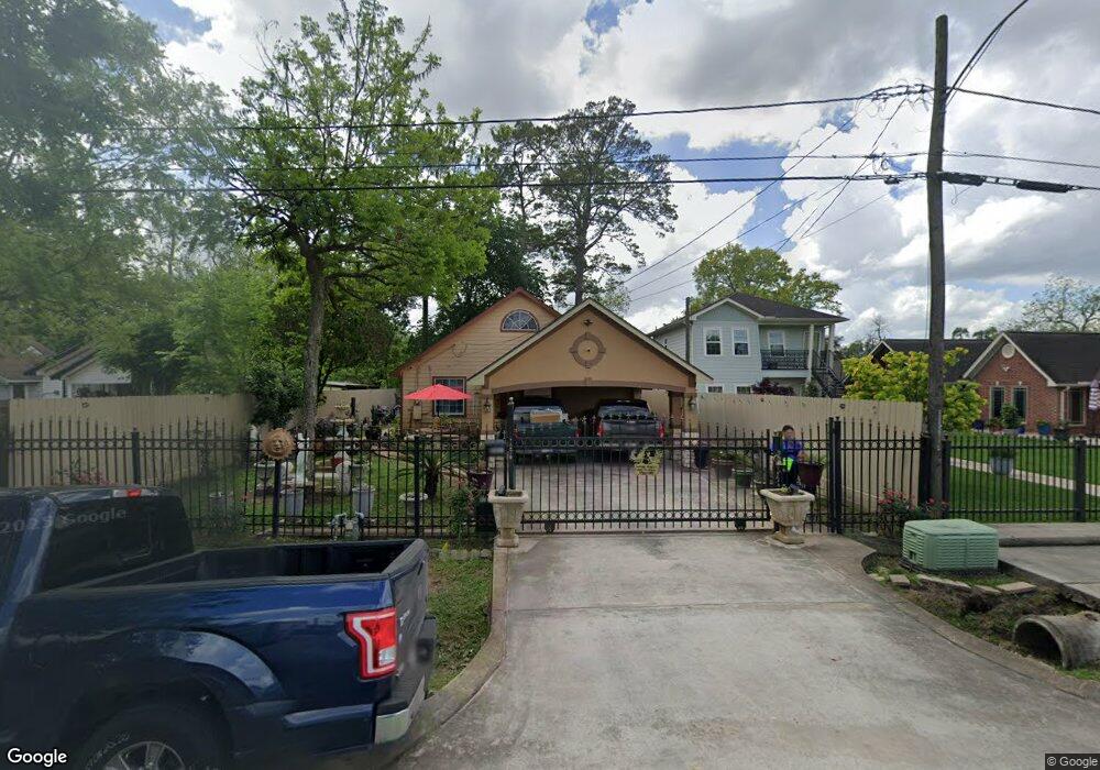 1220 Charnwood St, Houston, TX 77022 - photo 1