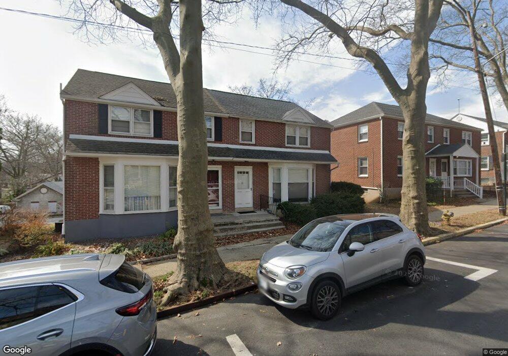 726 Franklin St, West Reading, PA 19611 - photo 1