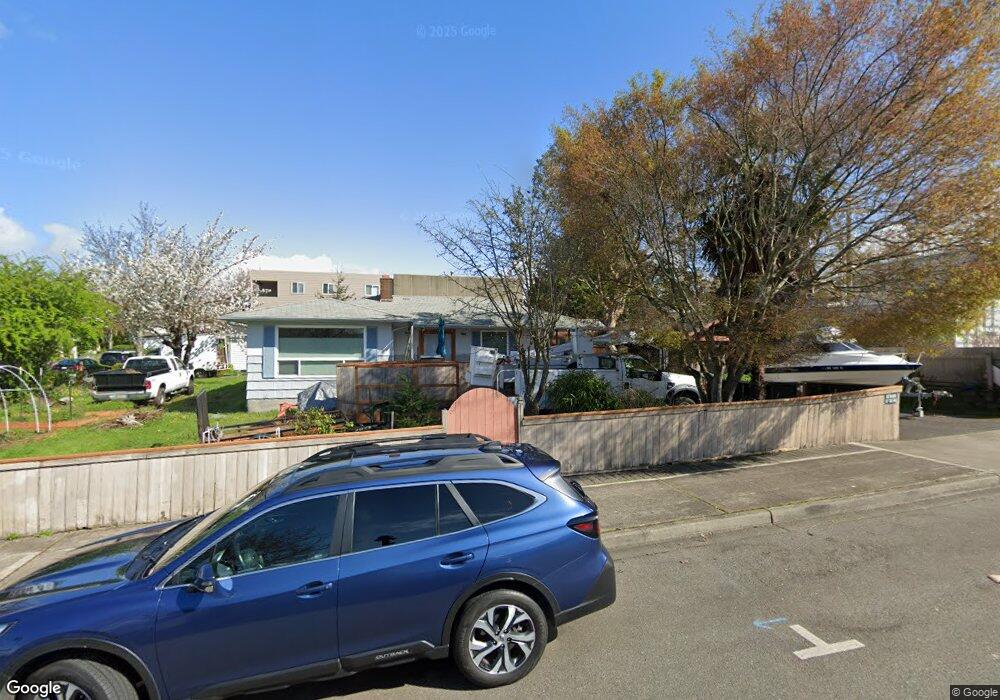 22236 7th Ave S, Des Moines, WA 98198 - photo 1