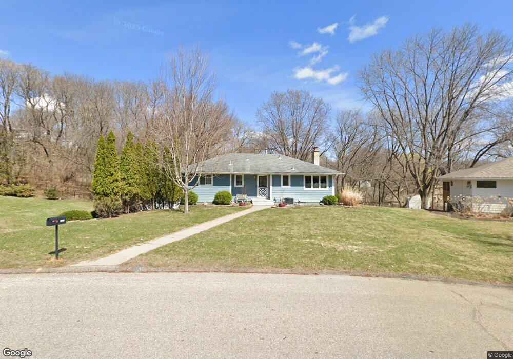 5719 Cedar Ln, Minnetonka, MN 55345 - photo 1