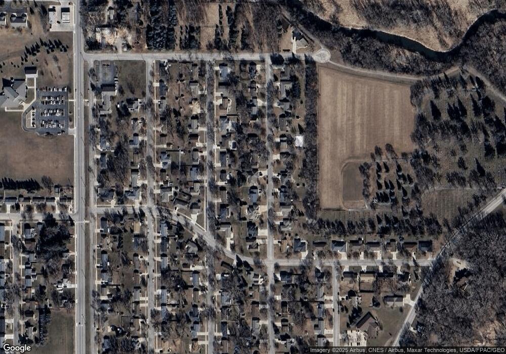 1904 9th St SW, Austin, MN 55912 - photo 1