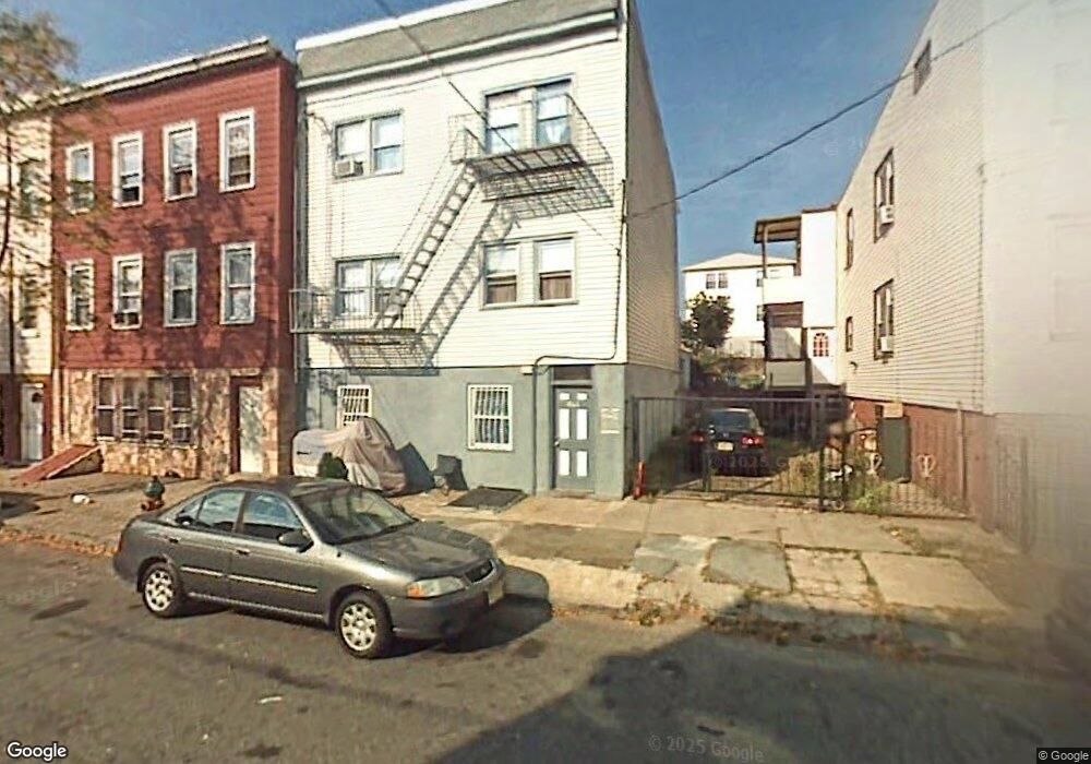 644 N 5th St, Newark, NJ 07107 - photo 1