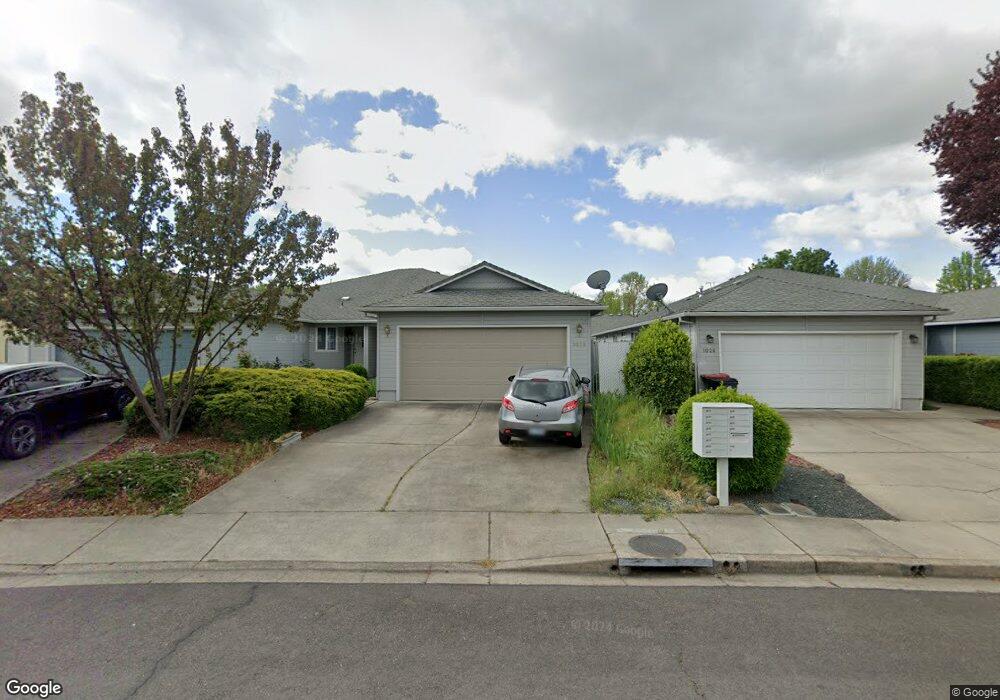 1030 Brandi Way, Central Point, OR 97502 - photo 1