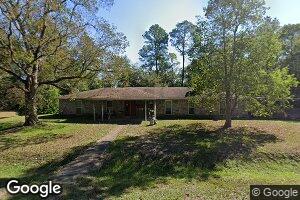 10300 Sunrise Ln, Moss Point, MS 39562