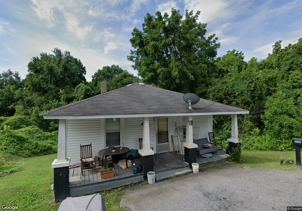 215 Pennsylvania Ave, Reidsville, NC 27320 - photo 1