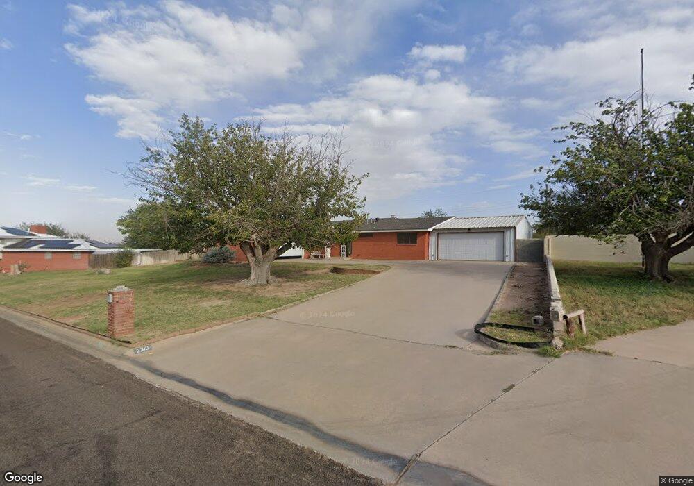 2310 Roberts Dr, Big Spring, TX 79720 - photo 1