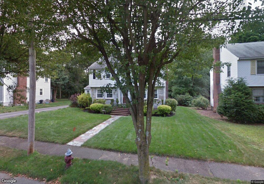 33 Quarry Ln, Milton, MA 02186 - photo 1