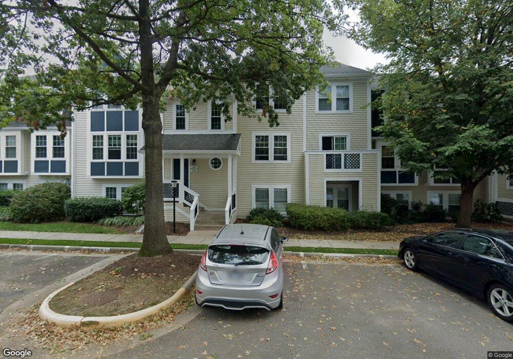 12908-A Grays Pointe Rd, Fairfax, VA 22033 - photo 1