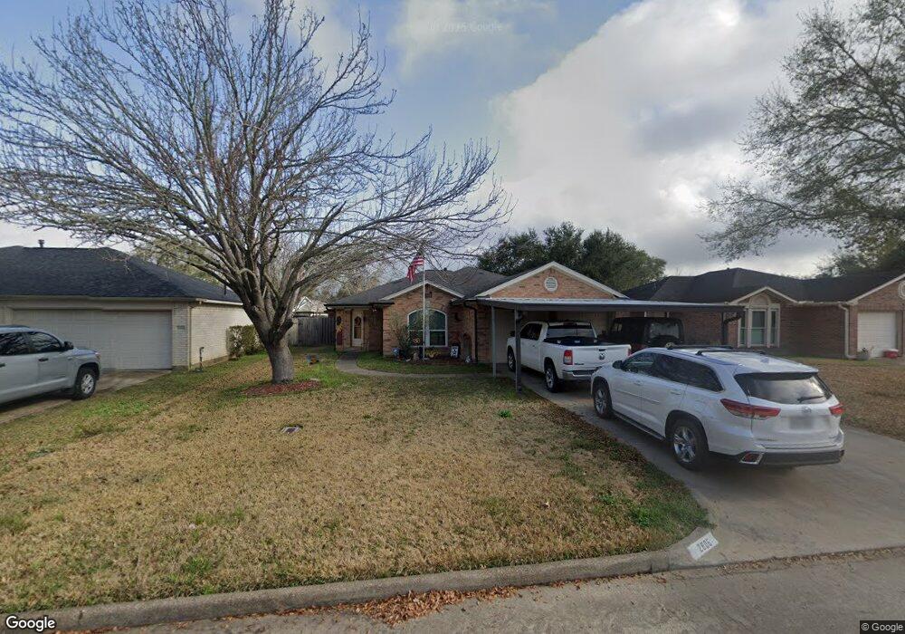 2806 Quail Run Dr, Alvin, TX 77511 - photo 1