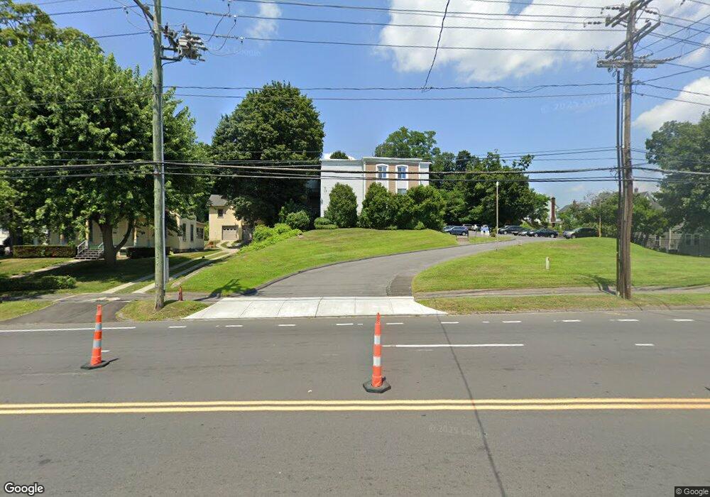 101 South St unit 7, Danbury, CT 06810 - photo 1