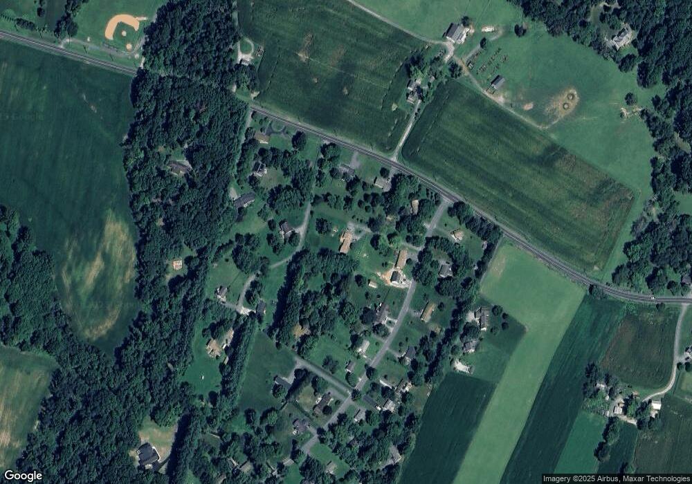 7004 Carmae Rd, Sykesville, MD 21784 - photo 1